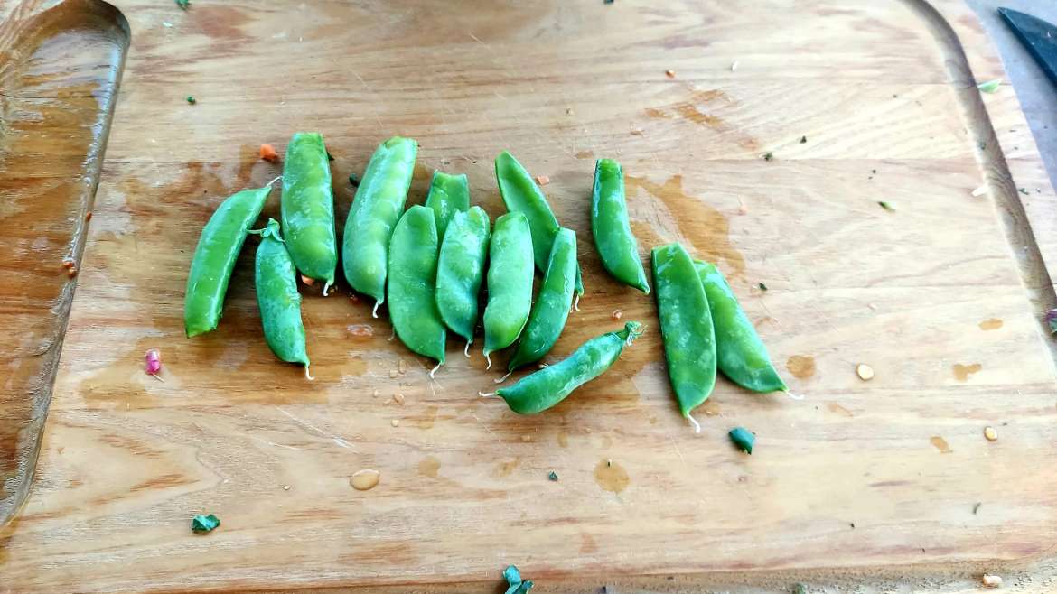 The Best Companion Planting for Peas