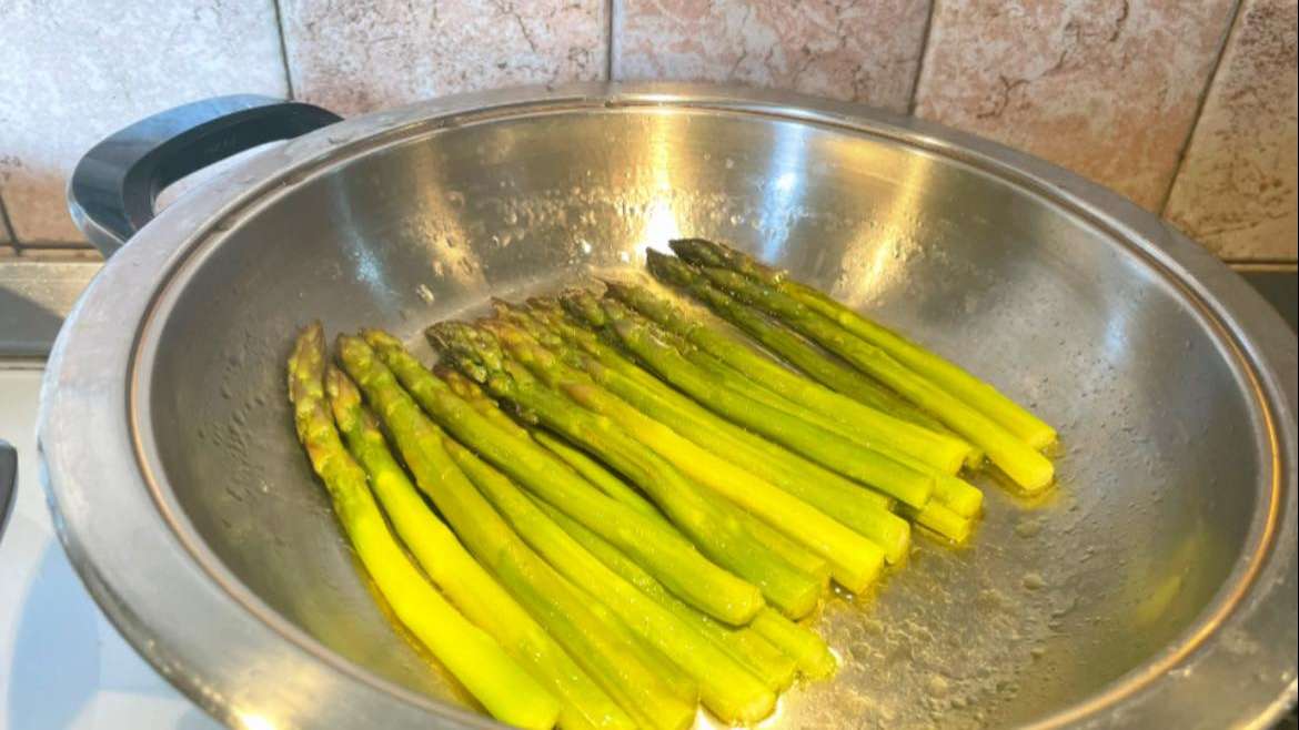 The Best Companion Planting for Asparagus